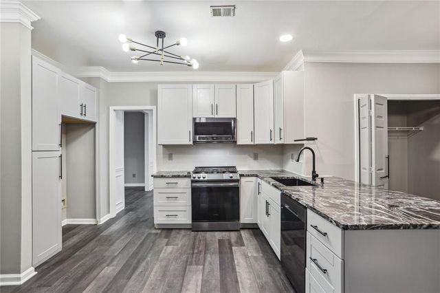 2120 Sweetbirch Trail, Lawrenceville, GA 30044