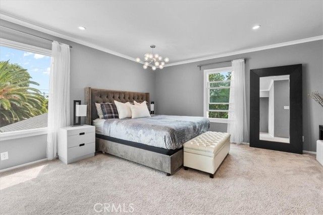 2116 S Cloverdale, Los Angeles, CA 90016