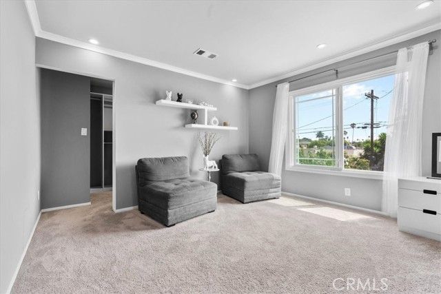 2116 S Cloverdale, Los Angeles, CA 90016