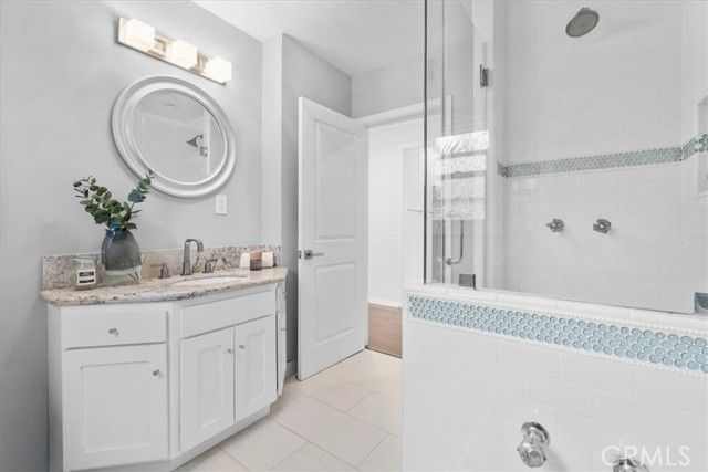 2116 S Cloverdale, Los Angeles, CA 90016