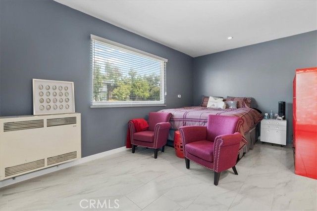 2116 S Cloverdale, Los Angeles, CA 90016