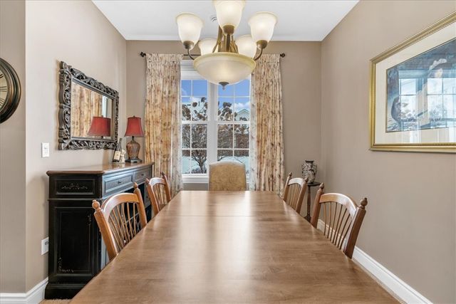 2503 Eloquent Ln, Adams Twp, PA 16059