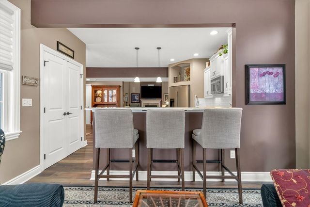 2503 Eloquent Ln, Adams Twp, PA 16059