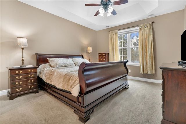 2503 Eloquent Ln, Adams Twp, PA 16059