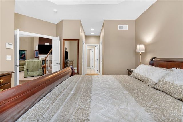 2503 Eloquent Ln, Adams Twp, PA 16059