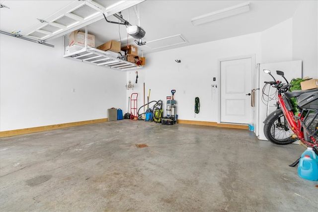 2503 Eloquent Ln, Adams Twp, PA 16059