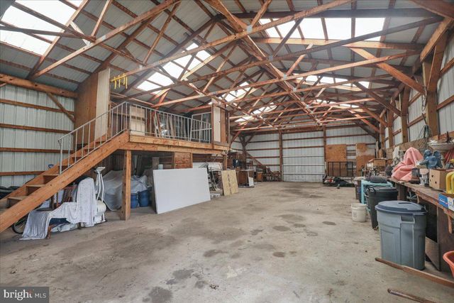 154 W MAPLE GROVE RD, Narvon, PA 17555