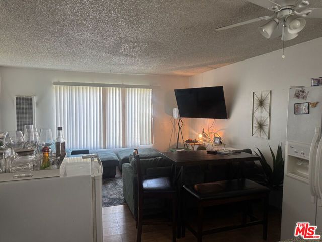 218 E 76th Place, Los Angeles, CA 90003