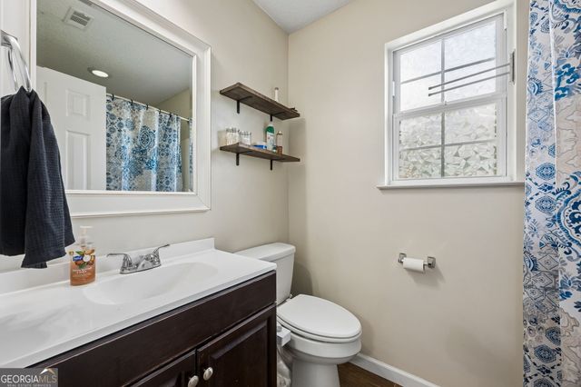 112 Honeysuckle Road, Kingsland, GA 31548