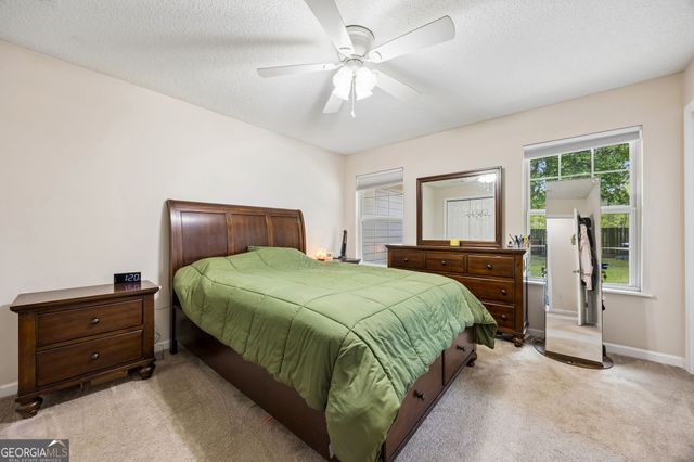 112 Honeysuckle Road, Kingsland, GA 31548