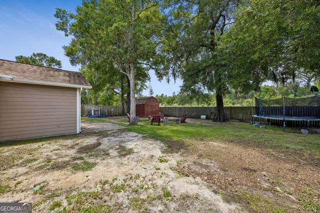 112 Honeysuckle Road, Kingsland, GA 31548