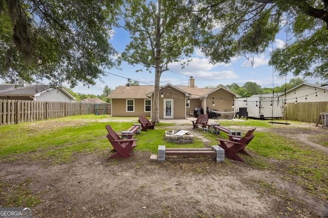 112 Honeysuckle Road, Kingsland, GA 31548