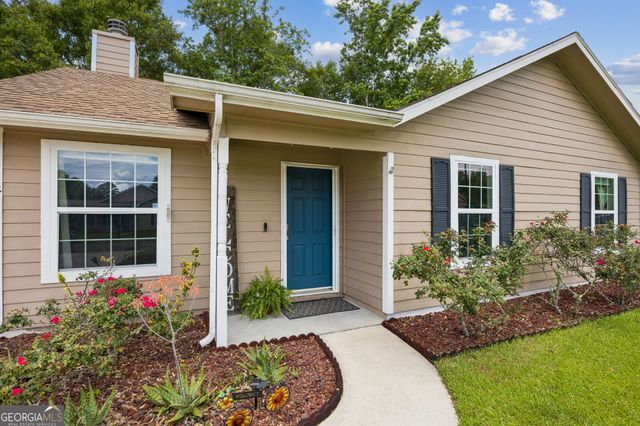 112 Honeysuckle Road, Kingsland, GA 31548