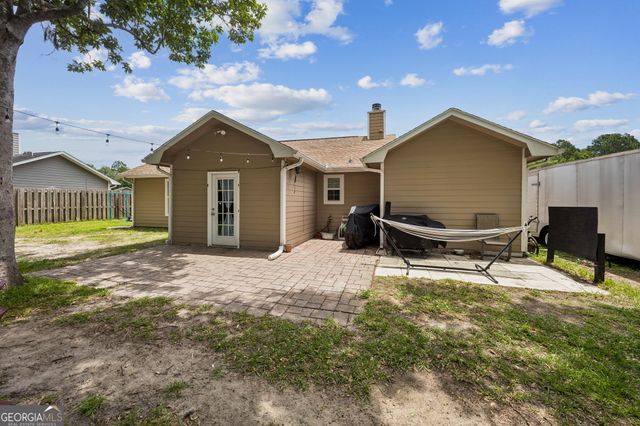 112 Honeysuckle Road, Kingsland, GA 31548