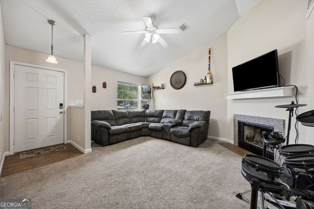 112 Honeysuckle Road, Kingsland, GA 31548