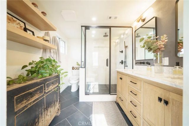 348 Hamilton, Costa Mesa, CA 92627