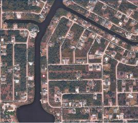 10099 BOYLSTON STREET, Port Charlotte, FL 33981
