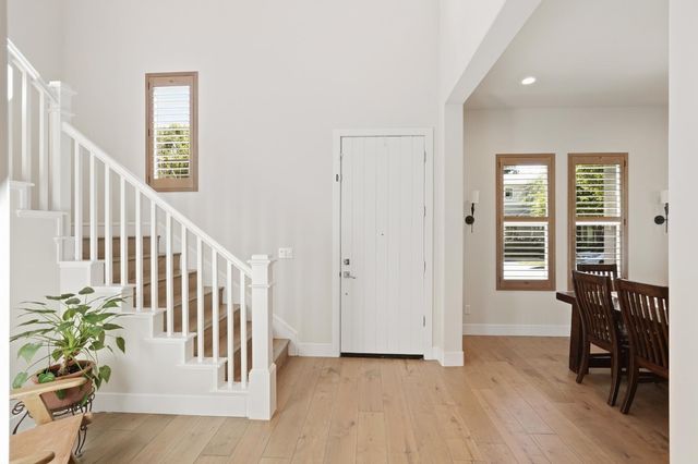 3325 Dullanty Way, Sacramento, CA 95816