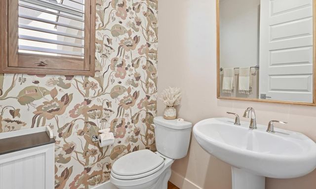 3325 Dullanty Way, Sacramento, CA 95816