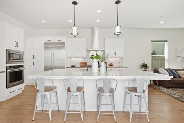 3325 Dullanty Way, Sacramento, CA 95816