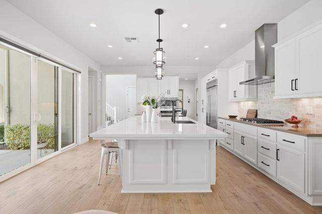 3325 Dullanty Way, Sacramento, CA 95816