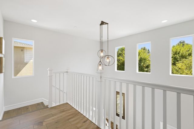 3325 Dullanty Way, Sacramento, CA 95816
