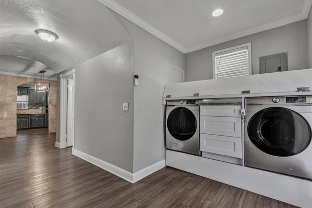 1915 Canterbury ST, Austin, TX 78702