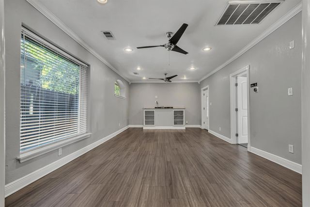 1915 Canterbury ST, Austin, TX 78702