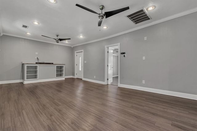 1915 Canterbury ST, Austin, TX 78702