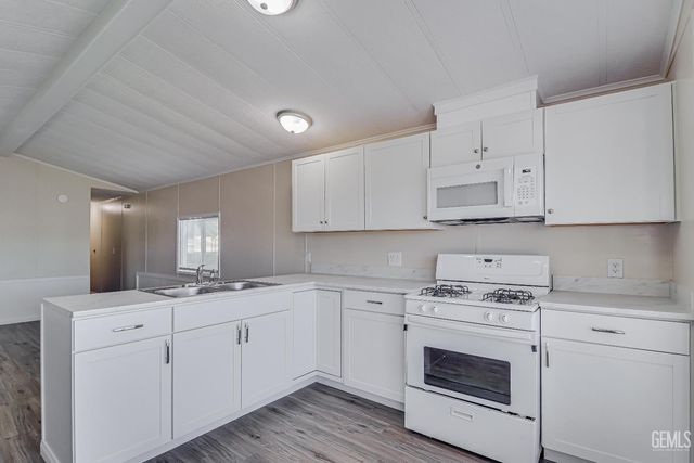 14035 Rosedale Highway 66, Bakersfield, CA 93314