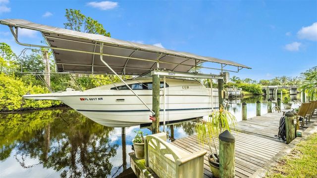 552 MCCABE STREET, Port Charlotte, FL 33953