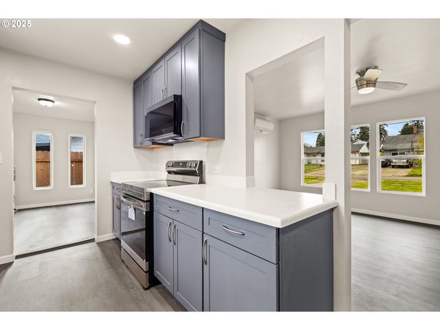 260 Sw FORD Ave, Winston, OR 97496