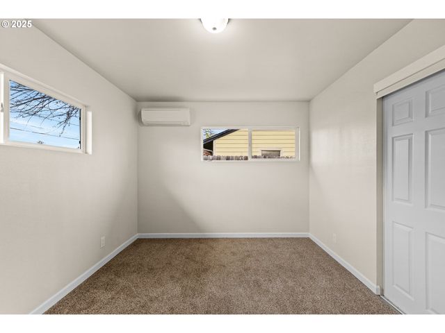 260 Sw FORD Ave, Winston, OR 97496