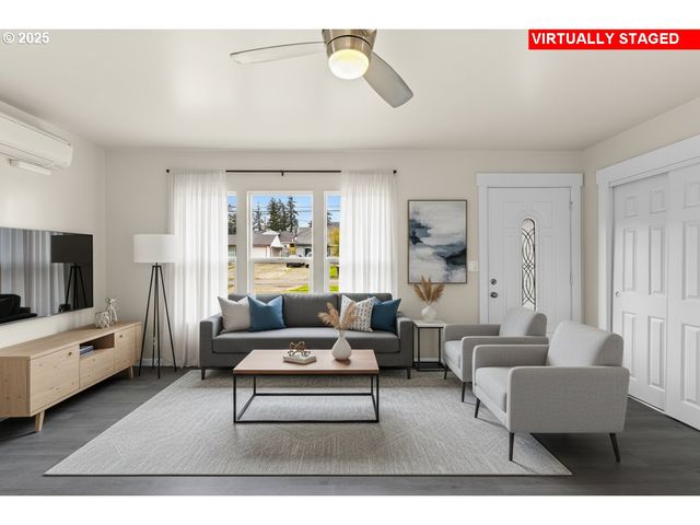 260 Sw FORD Ave, Winston, OR 97496