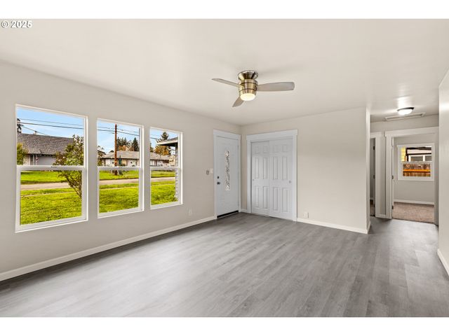 260 Sw FORD Ave, Winston, OR 97496