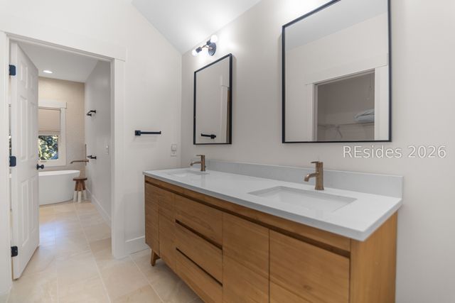 1 Brown Pelican Rd, Hilton Head Island, SC 29928