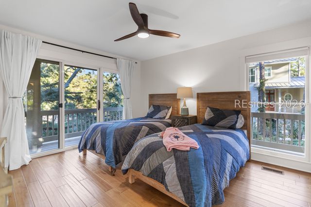 1 Brown Pelican Rd, Hilton Head Island, SC 29928