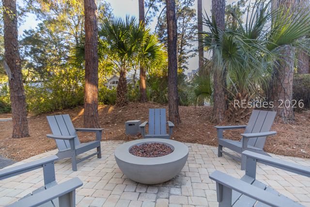1 Brown Pelican Rd, Hilton Head Island, SC 29928