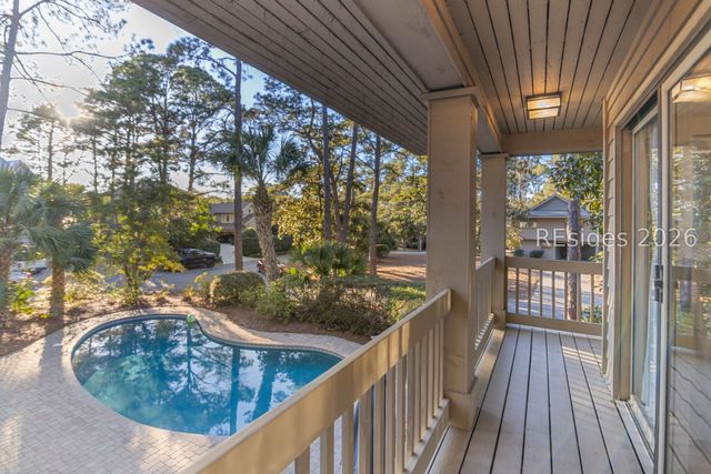 1 Brown Pelican Rd, Hilton Head Island, SC 29928