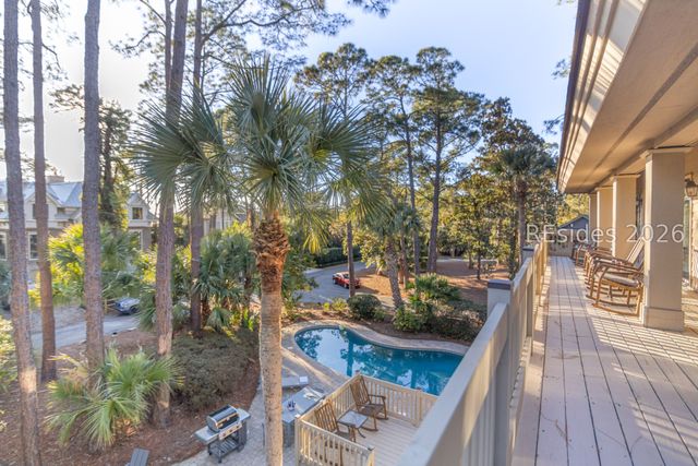 1 Brown Pelican Rd, Hilton Head Island, SC 29928