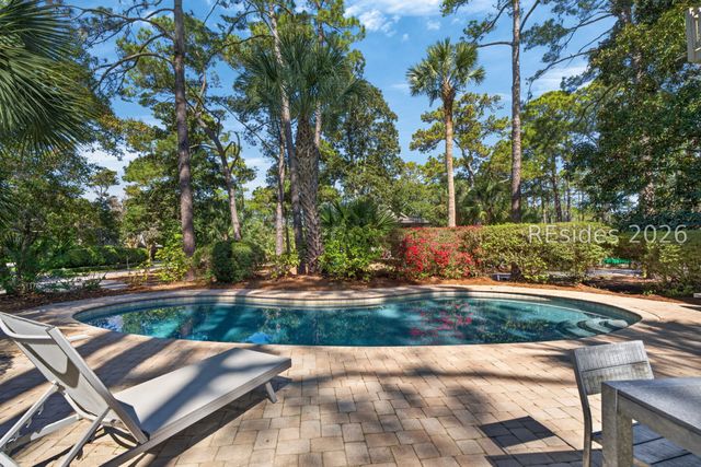 1 Brown Pelican Rd, Hilton Head Island, SC 29928
