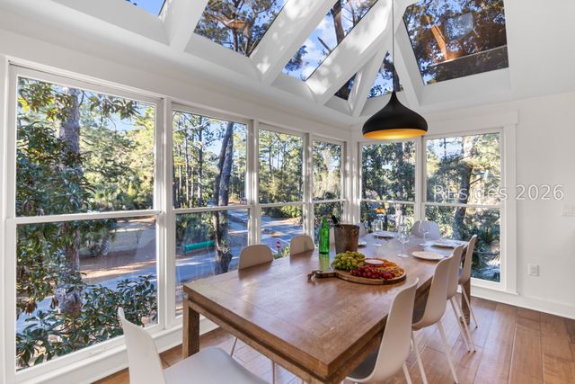 1 Brown Pelican Rd, Hilton Head Island, SC 29928