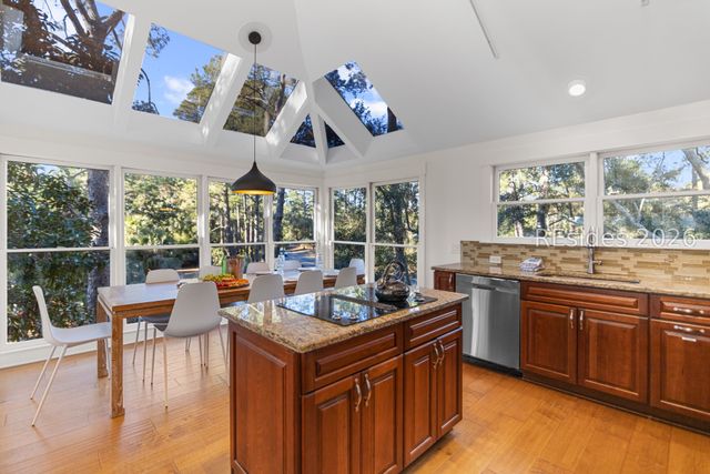 1 Brown Pelican Rd, Hilton Head Island, SC 29928