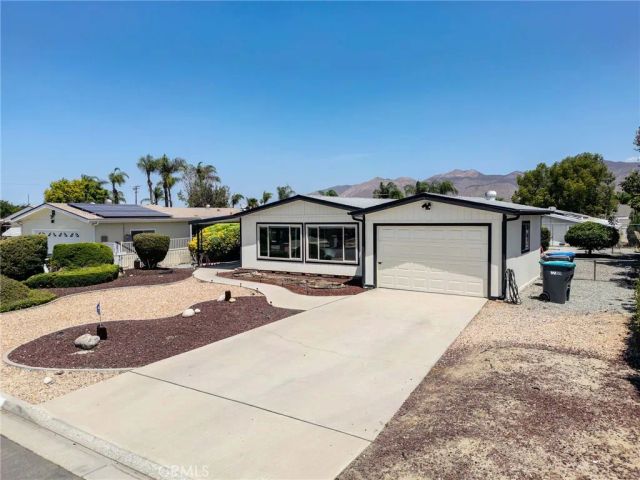 43560 Holder, Hemet, CA 92544