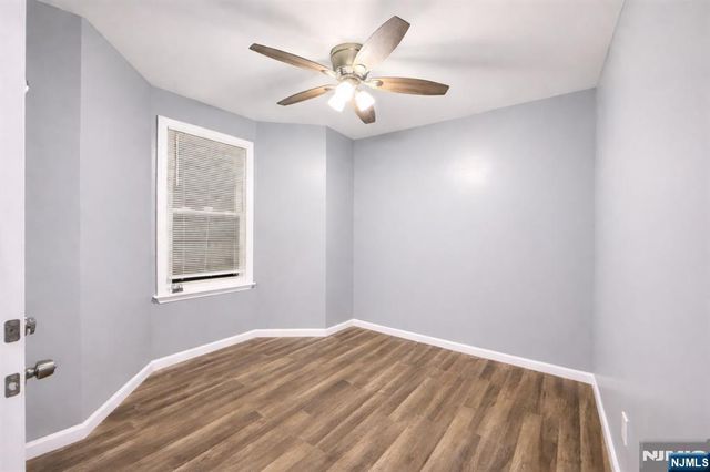 413 16th Street 1, Newark, NJ 07103