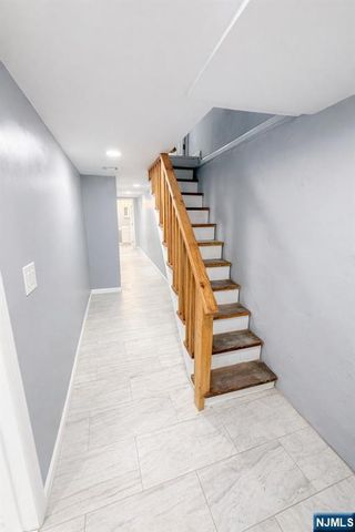 413 16th Street 1, Newark, NJ 07103