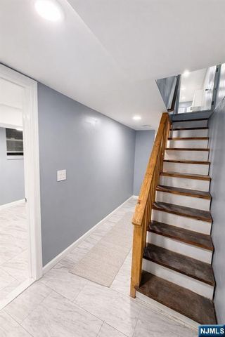 413 16th Street 1, Newark, NJ 07103