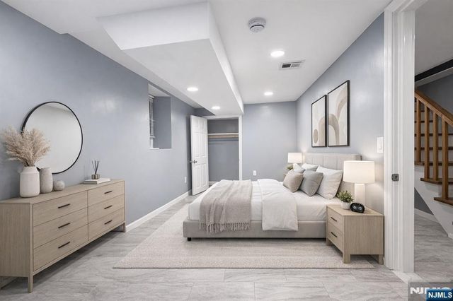 413 16th Street 1, Newark, NJ 07103