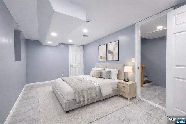 413 16th Street 1, Newark, NJ 07103