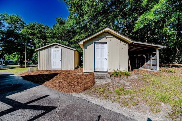 136 N Alma Street, Vass, NC 28394